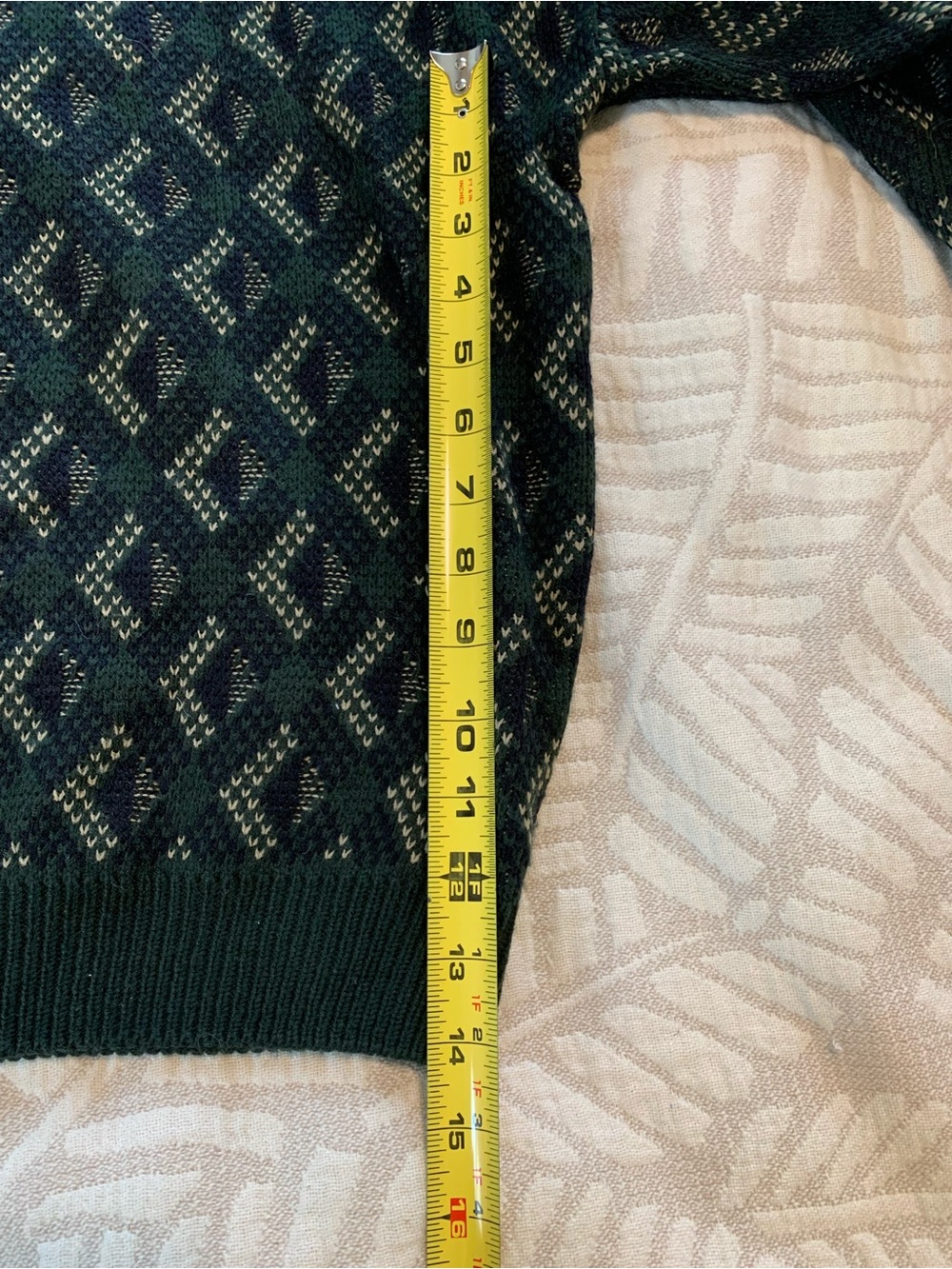 Robert Stock Dark Green, black, cream Geometric Crewneck Sweater in Large - Picture 4 of 8